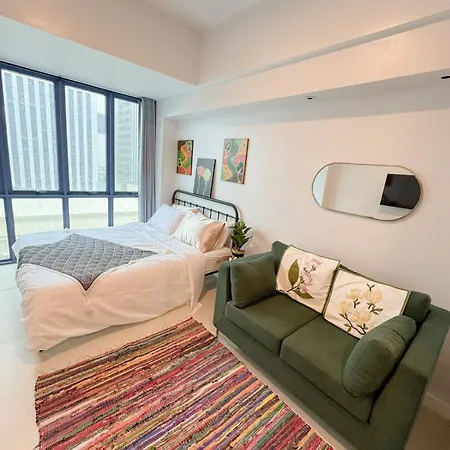 Vida Verde At 38 Park Avenue - 5 Minutes Walk To Ayala Central Bloc, With Infinity Pool, Fast Wi-Fi, & City Views Inside Cebu It Park