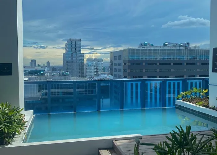 Apartment Vida At 38 Park Avenue - 5 Minutes Walk To Ayala Bloc, With Infinity Pool, Fast Wi-fi, Gym, & Views Inside It Park *