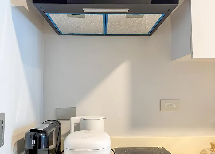 Apartment Vida At 38 Park Avenue - 5 Minutes Walk To Ayala Bloc, With Infinity Pool, Fast Wi-fi, Gym, & Views Inside It Park *